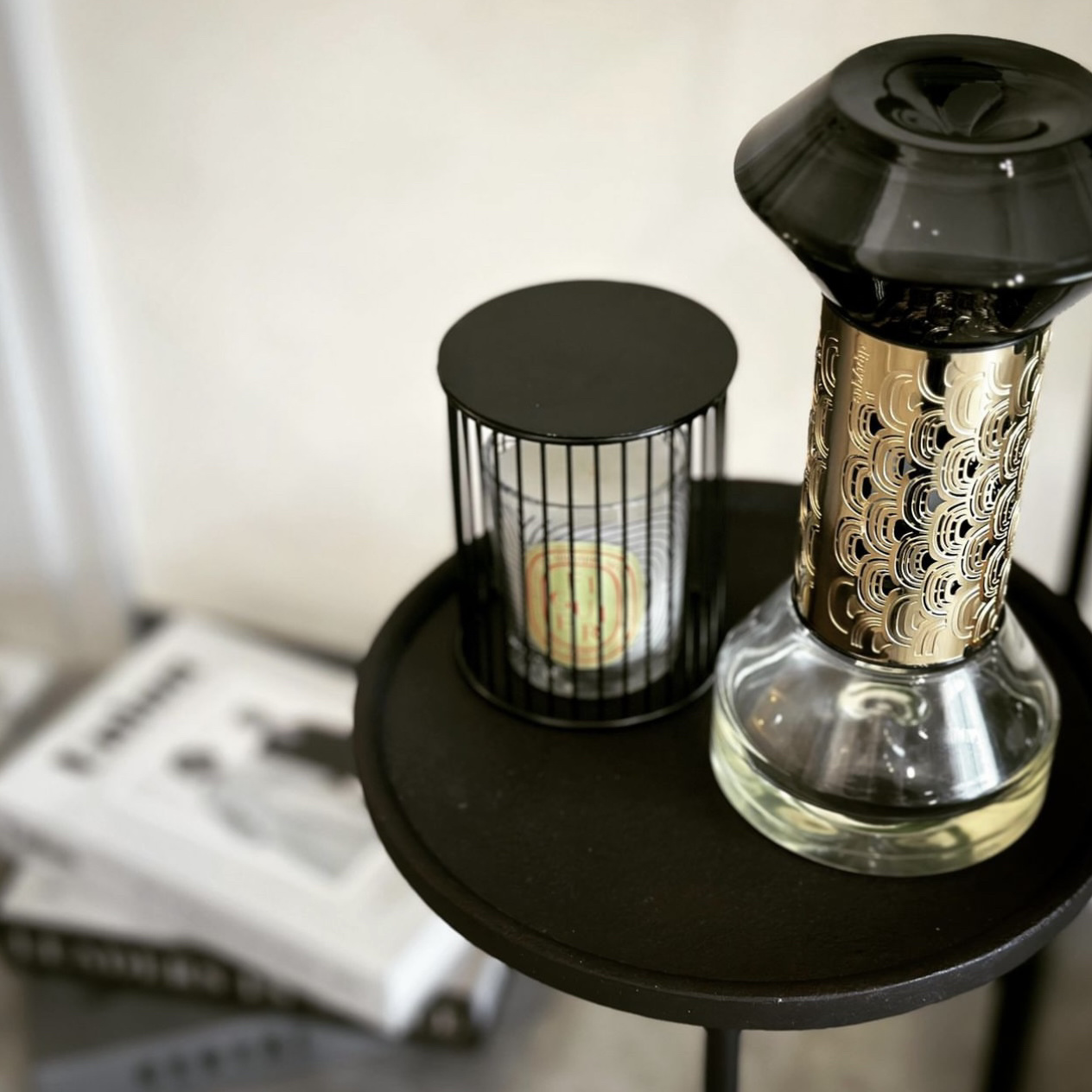 Diptyques الساعة الرملية الناش - مراجعة Home Fragrance Tool وسعره
